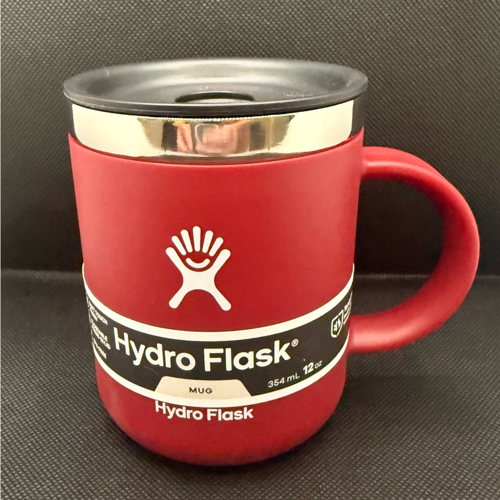 Berry Mug Hydro Flask with Lid (Discontinued color) - Picture 5 of 6
